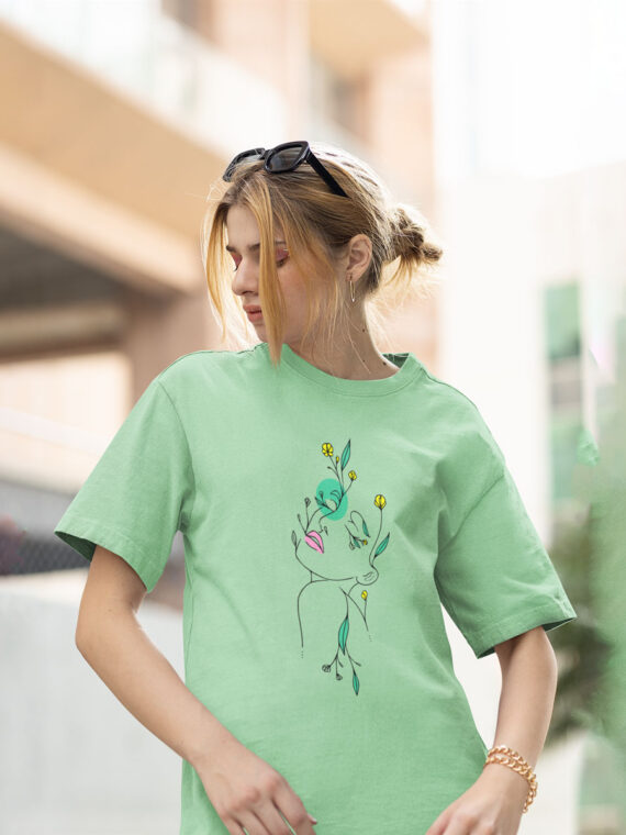 ICONIC STYLE - WOMEN'S OVERSIZE TEES