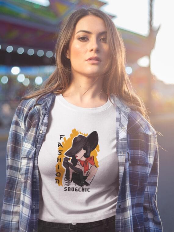 GIRL HAT FASHION - WOMEN'S T-SHIRT