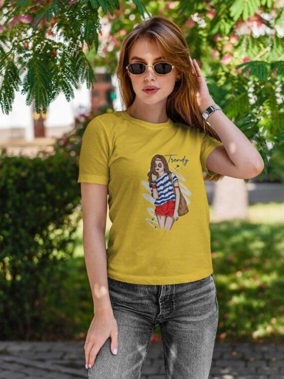 TRENDY GIRL WOMEN'S T-SHIRT